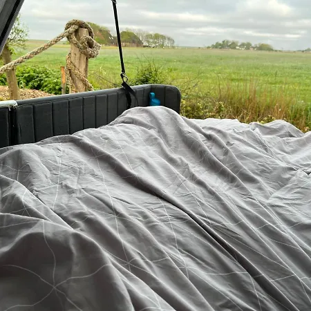 Hof Steinhuetten Schlafstrandkorb Luxury tent *