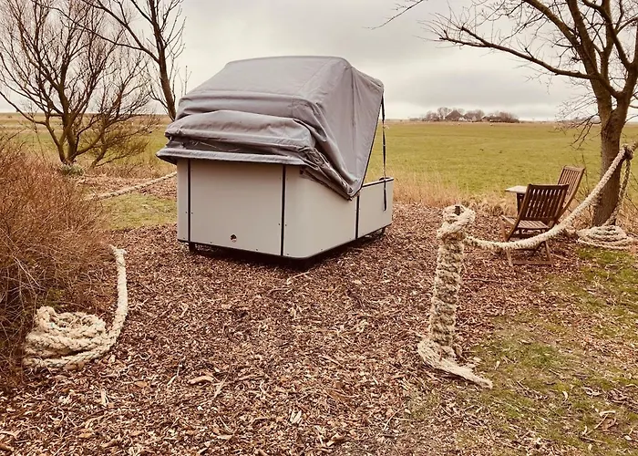 Hof Steinhuetten Schlafstrandkorb