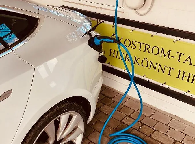 Hof Steinhuetten Schlafstrandkorb Luxe tent