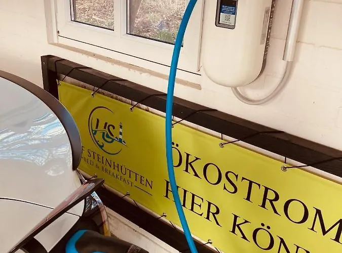 Luxe tent Hof Steinhuetten Schlafstrandkorb