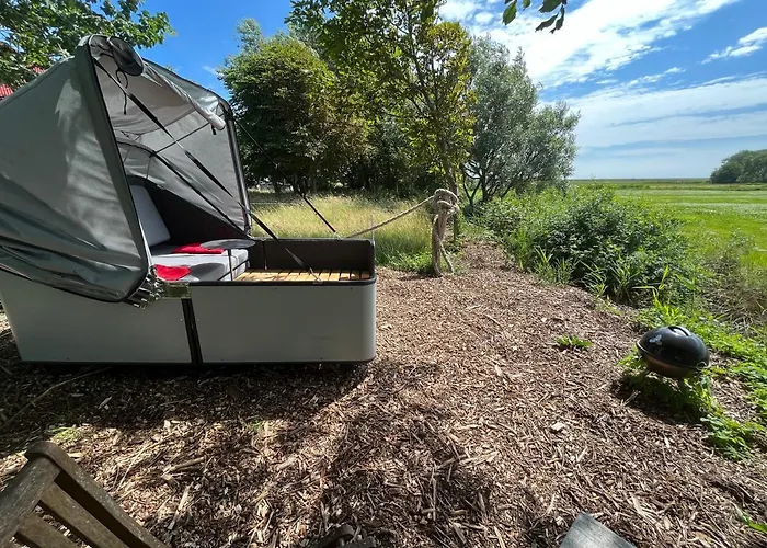 Hof Steinhuetten Schlafstrandkorb 豪华帐篷